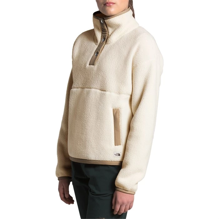 The North Face Cragmont 1/4 Snap Fleece - Women's 4 The North Face Cragmont 1/4 Snap Fleece - Women's - Image 2